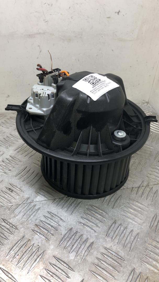моторчик печки BMW 3 серия E90/E91/E92/E93 2007, 3.5 л., M57D30 (306D5), дизель, АКПП, spacegrau metallic (a52), купе, задний привод, правый руль, 64119227671 - фото №1
