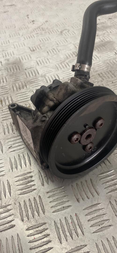 насос гидроусилителя руля BMW 3 серия E90/E91/E92/E93 E90 2007, 3.0 л., M57 D30 (306D3), дизель, АКПП, синий, седан, правый руль, 7693974, 32416768169 - фото №1