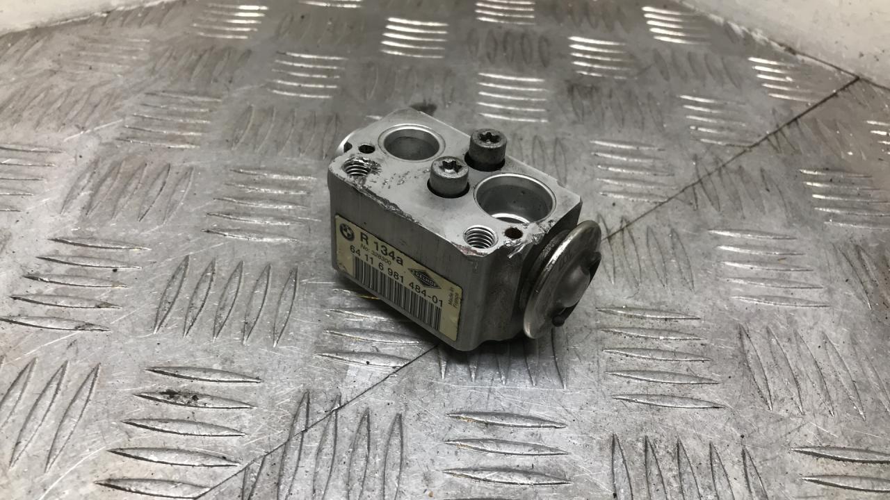 расширительный клапан кондиционера BMW 3 серия E90/E91/E92/E93 E90 2007, 3.0 л., M57 D30 (306D3), дизель, АКПП, серебро, седан, задний привод, правый руль, 64116981484, 6981484 - фото №1