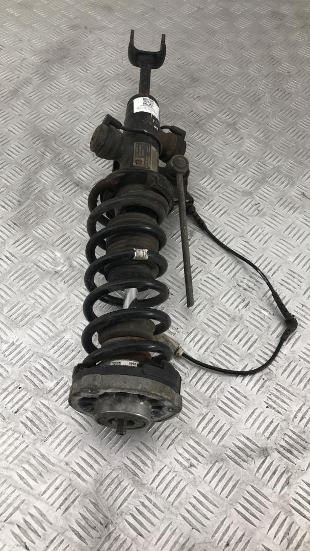 амортизатор передний правый BMW 7 серия F01/F02 F01 2011, 3.0 л., N57 D30 A, дизель, АКПП, black sapphire metallic (475), седан, задний привод, правый руль, 37116796926, 6796926 - фото №1