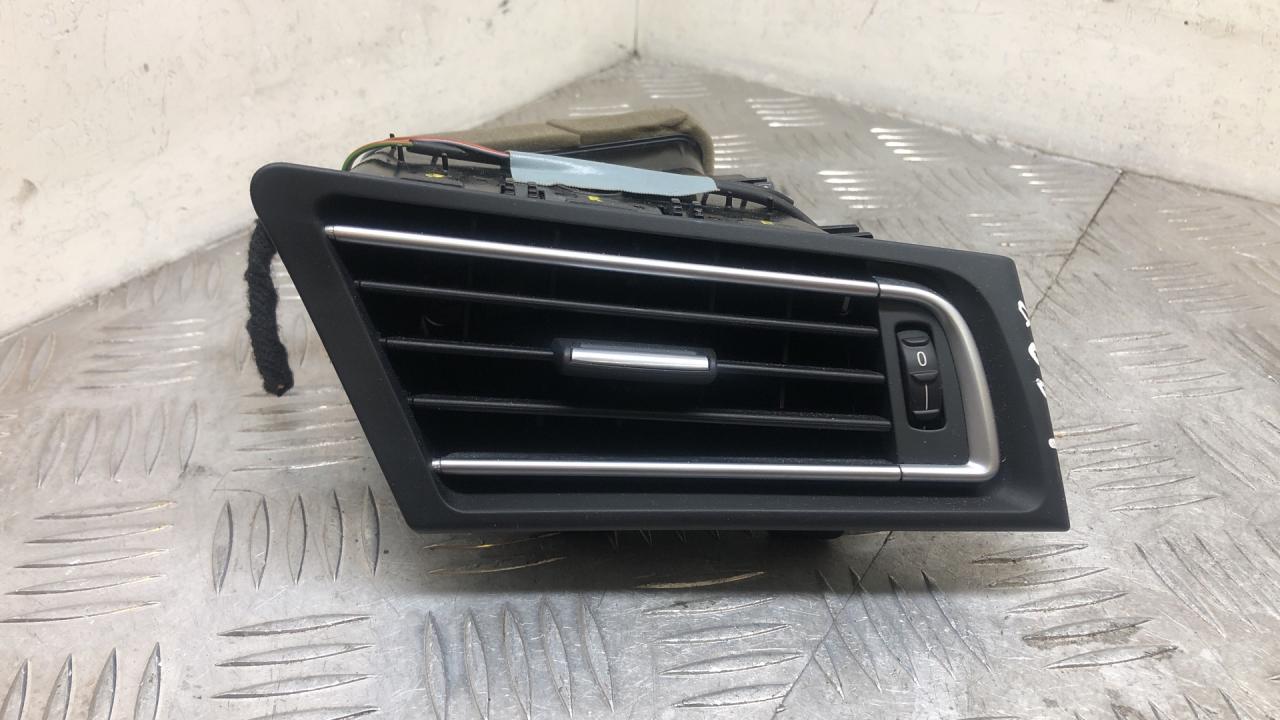 дефлектор обдува салона BMW 7 серия F01/F02 F01 2011, 3.0 л., N57 D30 A, дизель, АКПП, black sapphire metallic (475), седан, задний привод, правый руль, 64229115862, 9115862 - фото №1
