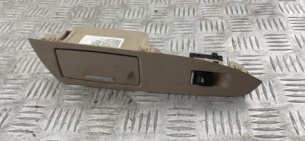 пепельница BMW 7 серия F01/F02 F01 2011, 3.0 л., N57 D30 A, дизель, АКПП, black sapphire metallic (475), седан, задний привод, правый руль, 51429168645, 9116337 - фото №1