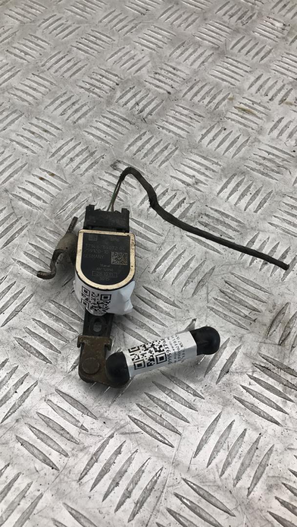 датчик дорожного просвета BMW 7 серия F01/F02 F01 2011, 3.0 л., N57 D30 A, дизель, АКПП, black sapphire metallic (475), седан, задний привод, правый руль, 37146784072, 6784072 - фото №1