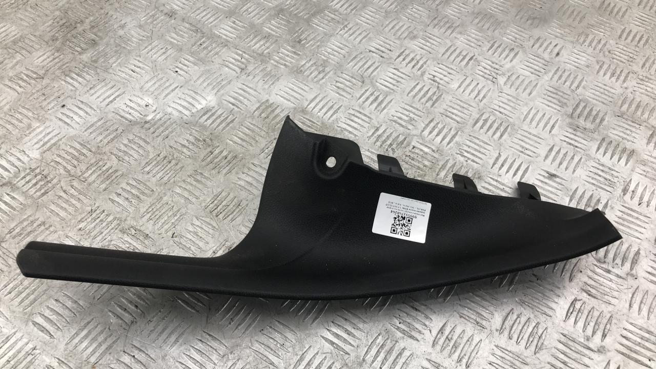 накладка на порог внутренняя BMW 3 GT F34 2016, 3.0 л., N55 B30 A, бензин, АКПП, белый, хетчбэк 5 дв., полный привод, 51438056887, 7277009 - фото №1