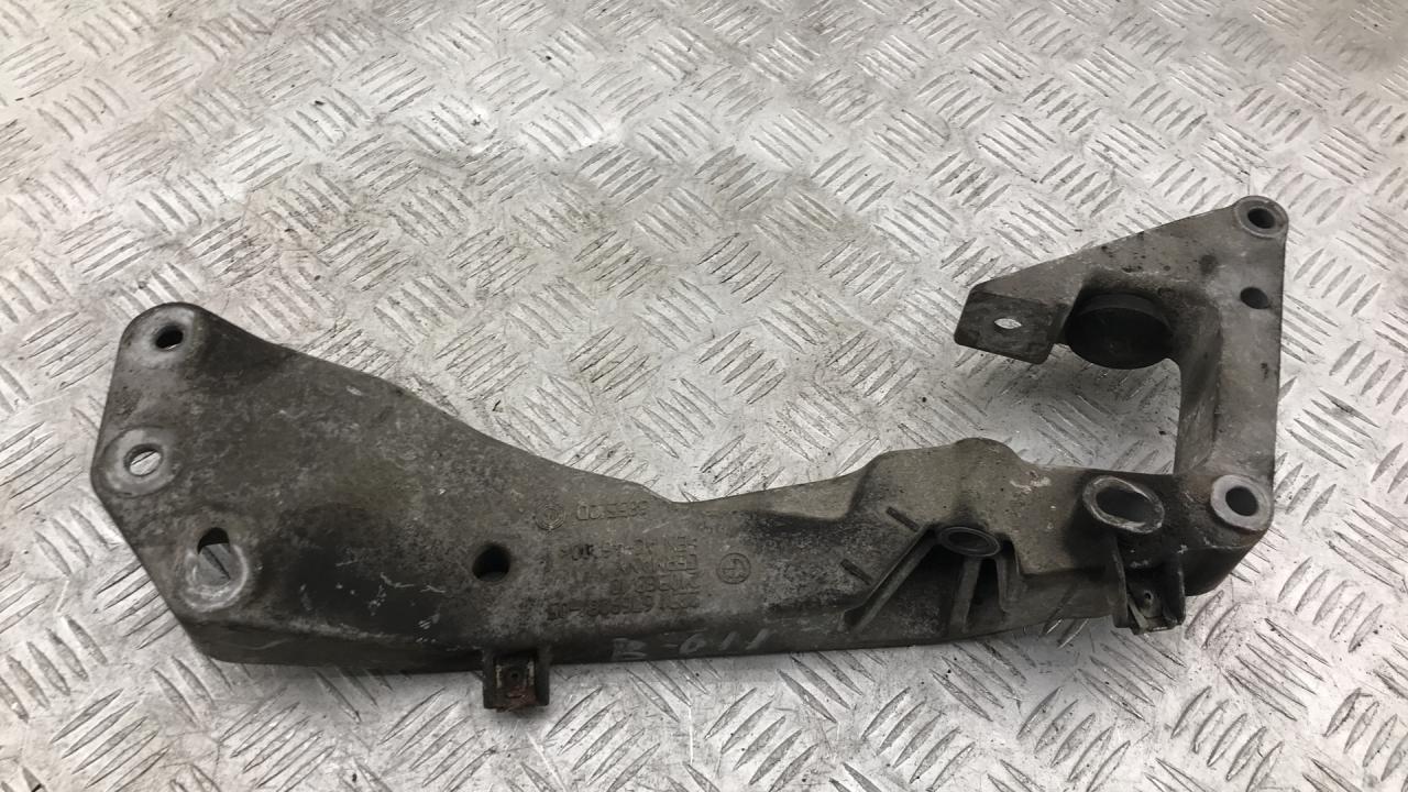 кронштейн КПП BMW 3 GT F34 2016, 3.0 л., N55 B30 A, бензин, АКПП, белый, хетчбэк 5 дв., полный привод, 22116769281, 6769281 - фото №1