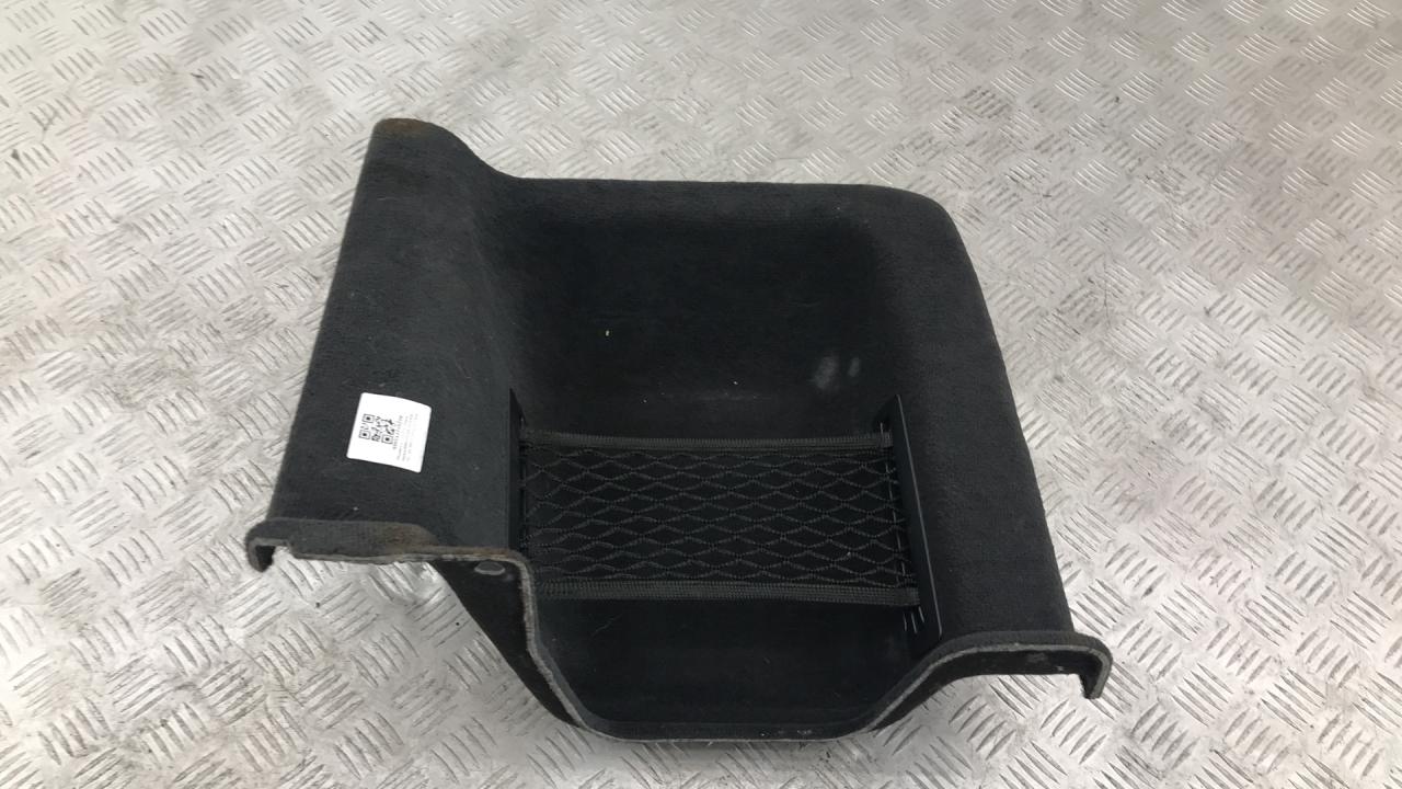 обшивка багажника BMW 3 GT F34 2016, 3.0 л., N55 B30 A, бензин, АКПП, белый, хетчбэк 5 дв., полный привод, 51477325518, 7325518 - фото №1