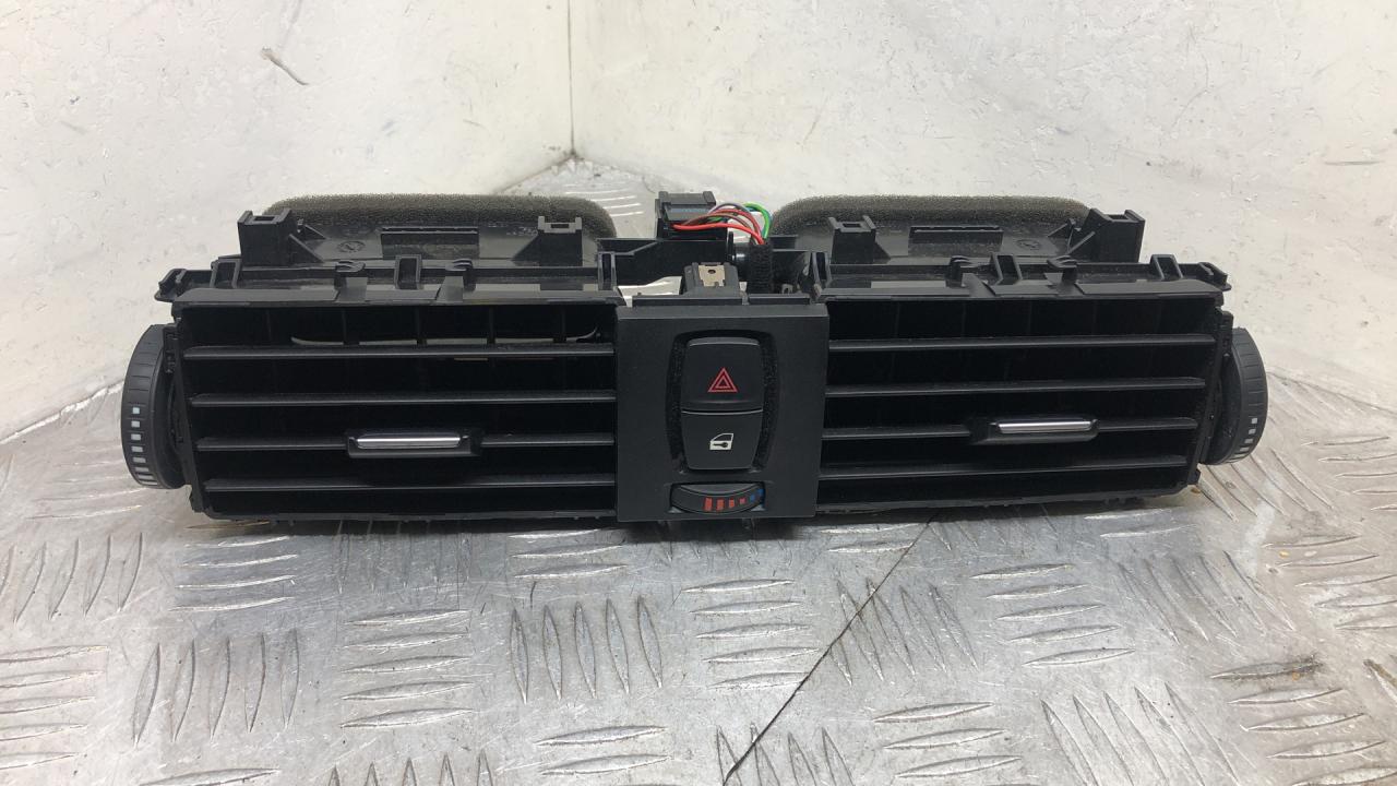 дефлектор обдува салона BMW 3 GT F34 2016, 3.0 л., N55 B30 A, бензин, АКПП, белый, хетчбэк 5 дв., полный привод, 64229218552, 9218552 - фото №1