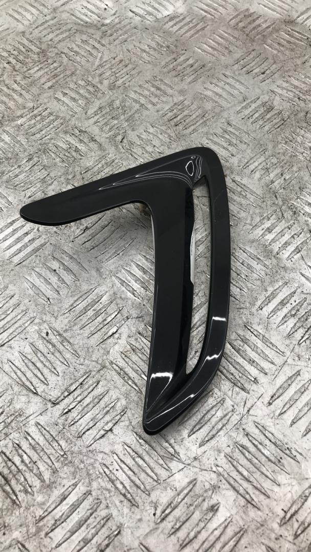 молдинг крыла BMW 3 GT F34 2016, 3.0 л., N55 B30 A, бензин, АКПП, белый, хетчбэк 5 дв., полный привод, 51747382006 - фото №1