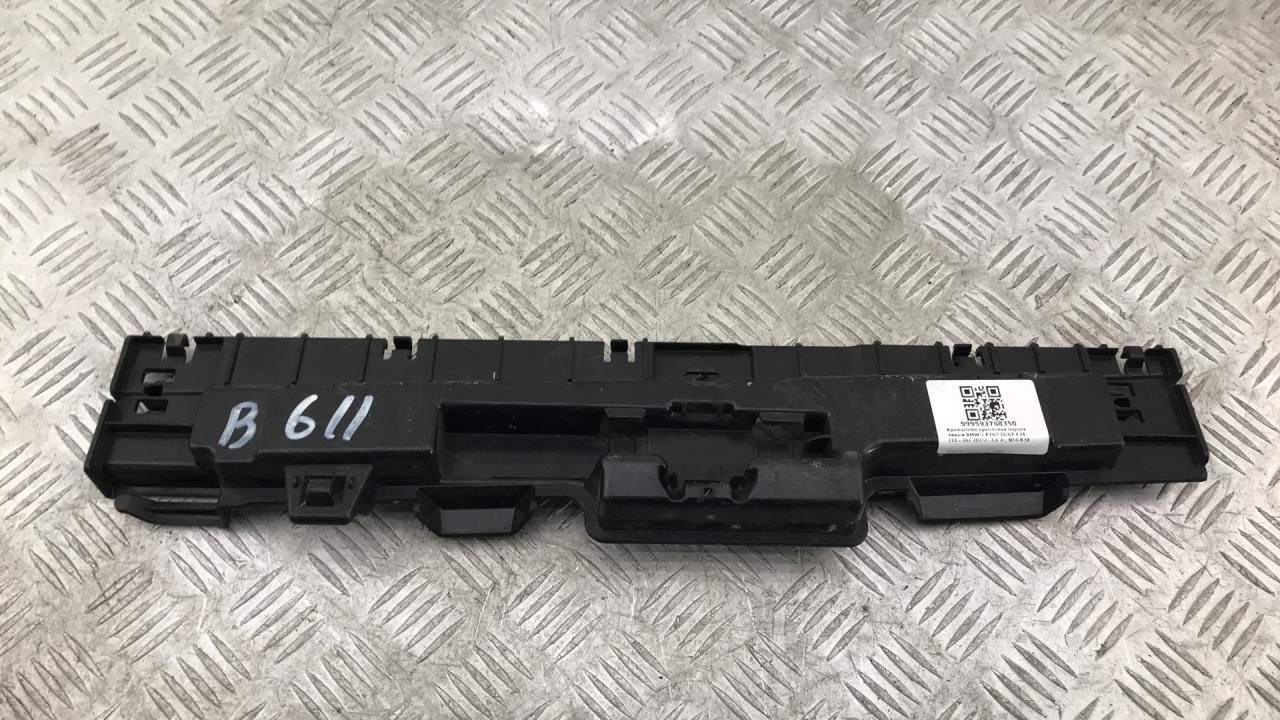 Кронштейн крепления порога BMW 3 GT F34 2016, 3.0 л., N55 B30 A, бензин, АКПП, белый, хетчбэк 5 дв., полный привод, 51777293741, 7293741 - фото №1