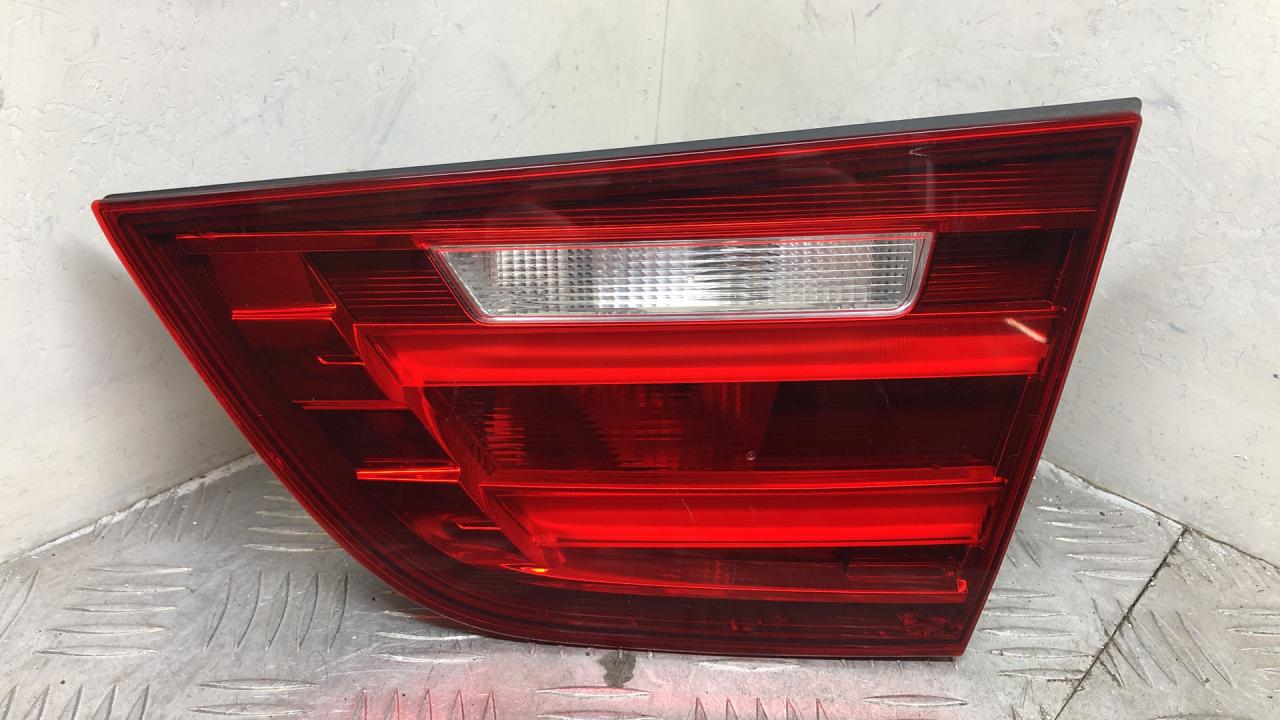 фонарь крышки багажника правый BMW 3 GT F34 2016, 3.0 л., N55 B30 A, бензин, АКПП, белый, хетчбэк 5 дв., полный привод, 63217286034, 7286034 - фото №1