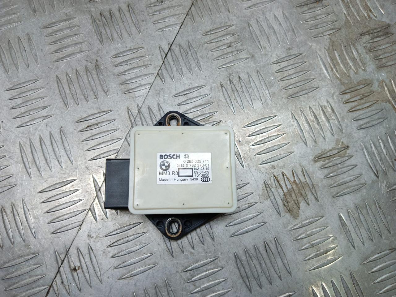 датчик ускорения BMW X6 E71/E72 E71 2009, 3.5 л., M57D30 (306D5), дизель, АКПП, monacoblau (a35), внедорожник 5 дв., полный привод, правый руль, 6782370, 34526782370 - фото №1