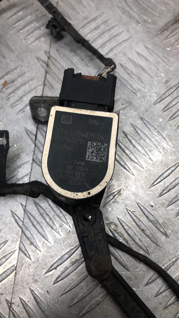 датчик дорожного просвета BMW 7 серия F01/F02 F01 2011, 3.0 л., N57 D30 A, дизель, АКПП, black sapphire metallic (475), седан, задний привод, правый руль, 6784075, 37146784075 - фото №1