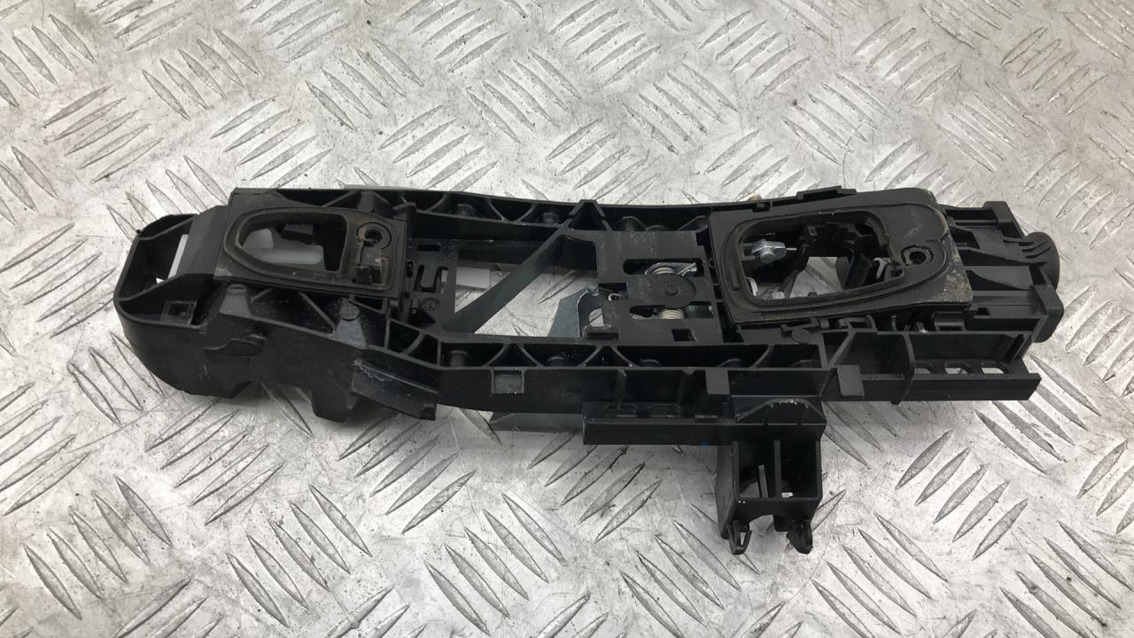 скелет ручки двери задней левой Mercedes-Benz GLC-Класс X253/C253 2018, 2.5 л., дизель, АКПП, 197u obsidianschwarz, внедорожник 5 дв., полный привод, A0997602100 - фото №1