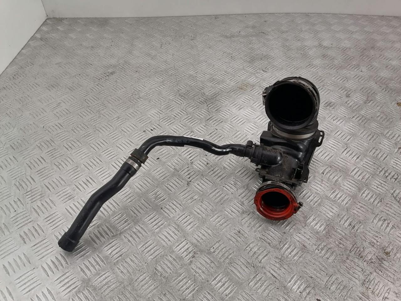 патрубок воздушного фильтра Mercedes-Benz GLC-Класс X253/C253 2018, 2.5 л., дизель, АКПП, 197u obsidianschwarz, внедорожник 5 дв., полный привод, A6510903542 - фото №1