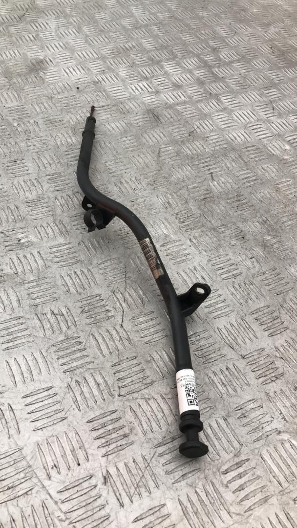 щуп двигателя BMW 3 серия F30/F31/F34 2013, 2.0 л., N47 D20 C, дизель, МКПП, black sapphire metallic (475), седан, задний привод, правый руль, 11437810493, 7810493 - фото №1