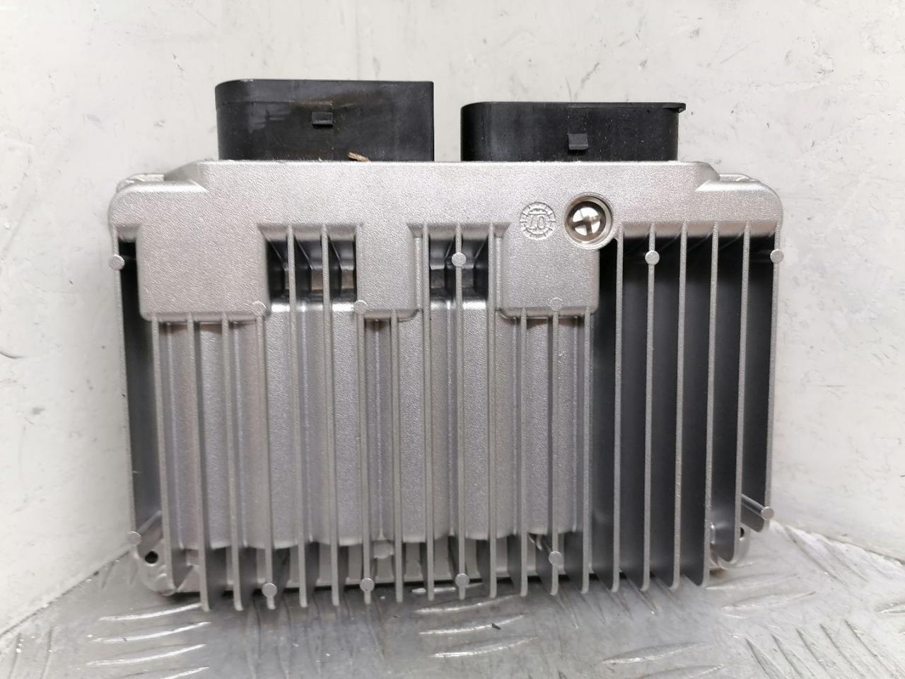 Блок управления Valvetronic (валвотроник) BMW X5 E70 2008, 4.8 л., N62 B48 B, бензин, АКПП, черный schwarz 2 (668), внедорожник 5 дв., 11377575654, 7507492, 7575654, 7575656 - фото №1