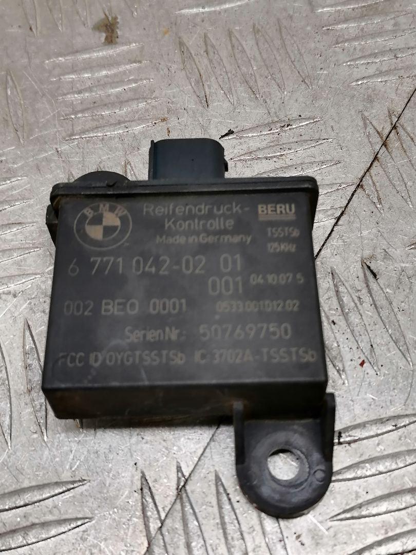 блок контроля давления в шинах BMW X5 E70 2008, 4.8 л., N62 B48 B, бензин, АКПП, черный schwarz 2 (668), внедорожник 5 дв., 36236771042, 6771042 - фото №1
