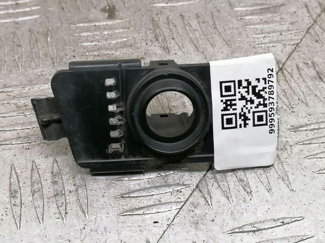 крепление парктроника BMW X5 E70 2008, 4.8 л., N62 B48 B, бензин, АКПП, черный schwarz 2 (668), внедорожник 5 дв., 51127164903, 7164903 - фото №1