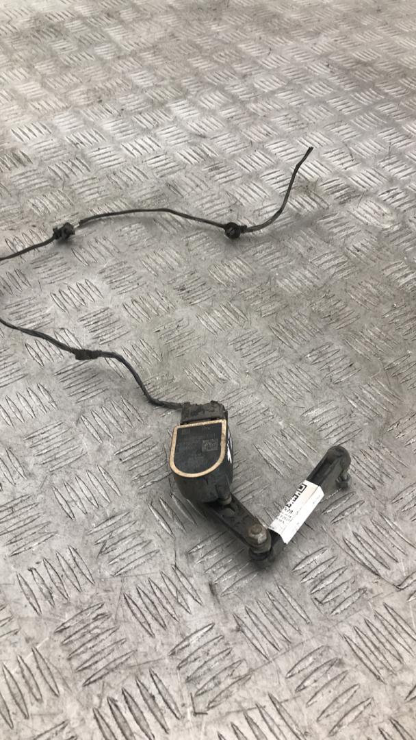 датчик дорожного просвета BMW X3 F25 2014, 3.5 л., бензин, АКПП, внедорожник 5 дв., полный привод, 37146860843 - фото №1