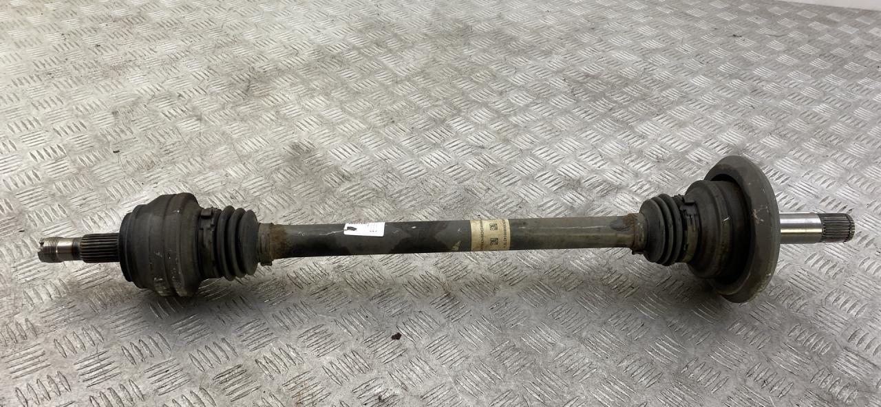 полуось задняя (приводной вал, ШРУС) Mercedes-Benz GLC-Класс X253/C253 2018, 2.5 л., дизель, АКПП, 197u obsidianschwarz, внедорожник 5 дв., полный привод, A2133504108 - фото №1