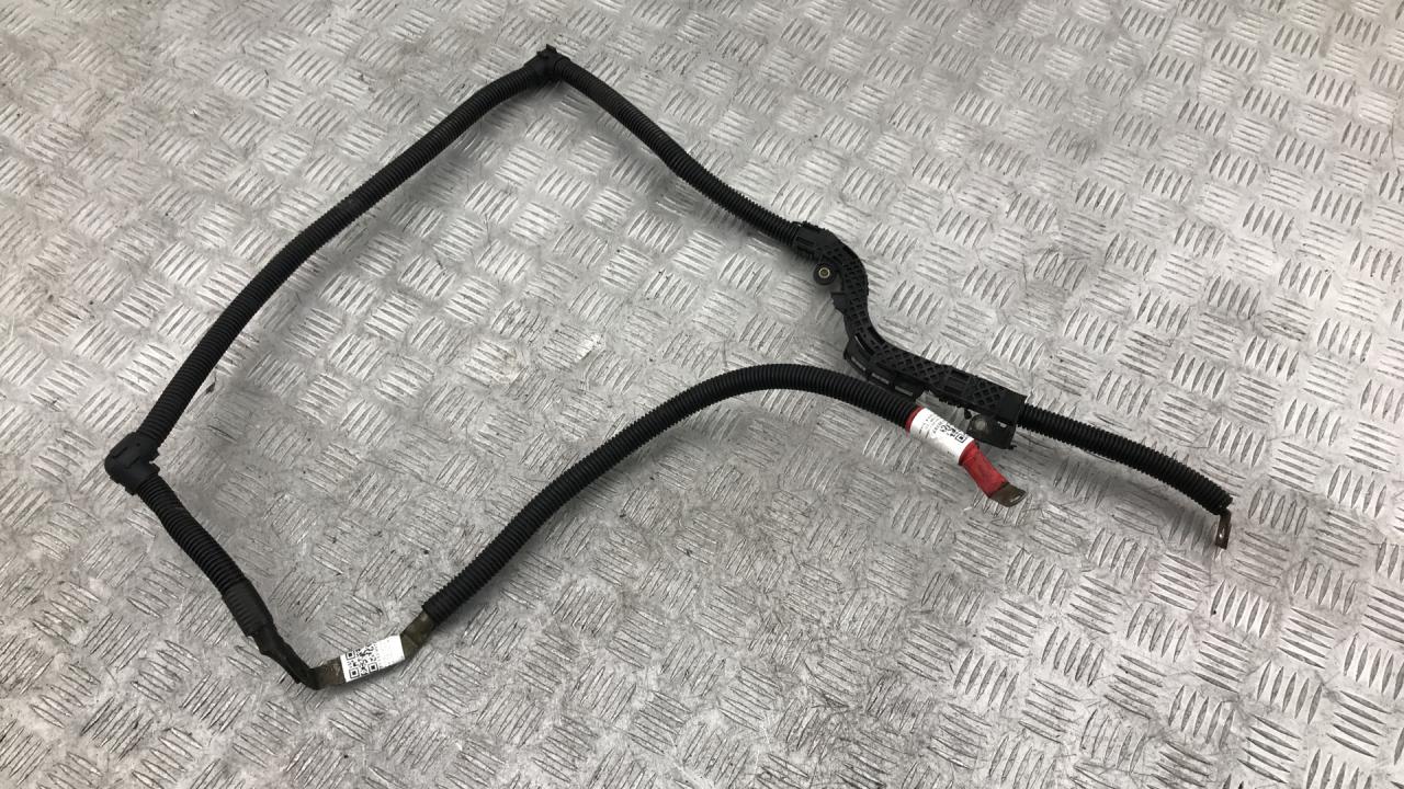 провод с генератора на стартер BMW X6 M E71/E72 2010, 4.4 л., S63 B44 A, бензин, АКПП, carbonschwarz metallic (416), внедорожник 5 дв., полный привод, 12427589808 - фото №1