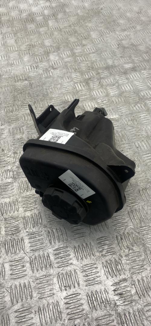 бачок расширительный BMW X5 F15 2015, 3.0 л., N57 D30 A, дизель, АКПП, mineralweiß metallic (a96), внедорожник 5 дв., полный привод, правый руль, 7647290, 17138621092, 8621092, 17137647290 - фото №1