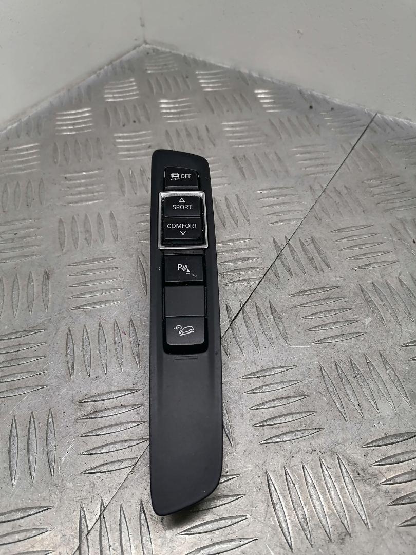 кнопка (выключатель) BMW X5 F15 2015, 3.0 л., N57 D30 A, дизель, АКПП, mineralweiß metallic (a96), внедорожник 5 дв., полный привод, правый руль, 61319262725, 9262725 - фото №1