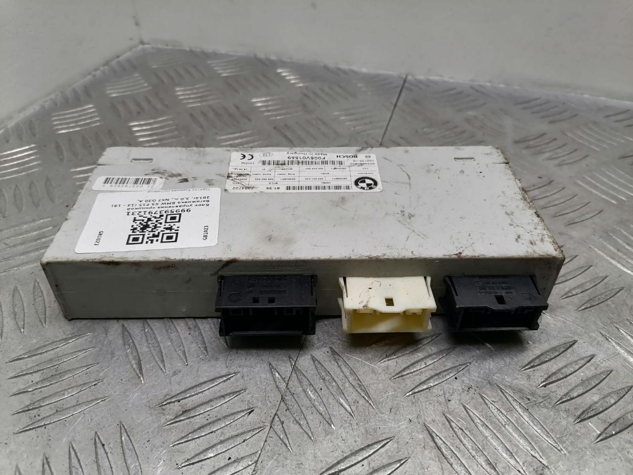 блок управления крышкой багажника BMW X5 F15 2015, 3.0 л., N57 D30 A, дизель, АКПП, mineralweiß metallic (a96), внедорожник 5 дв., полный привод, правый руль, 7384722, 61357384722 - фото №1