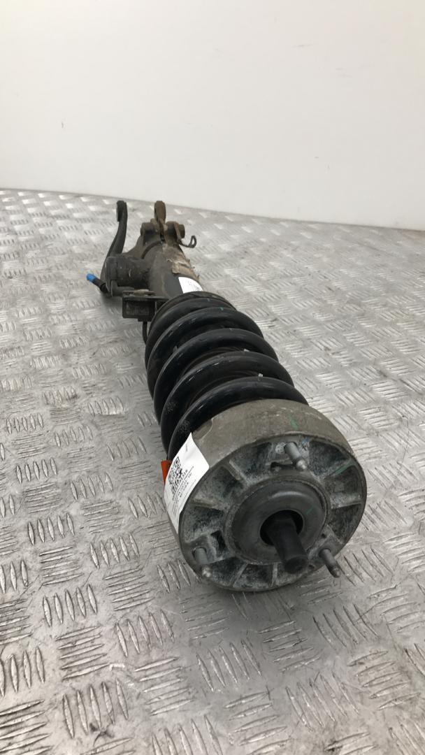 амортизатор передний правый BMW X5 F15 2015, 3.0 л., N57 D30 A, дизель, АКПП, mineralweiß metallic (a96), внедорожник 5 дв., полный привод, правый руль, 37116863174, 6863174, 31336862235, 6862235 - фото №1