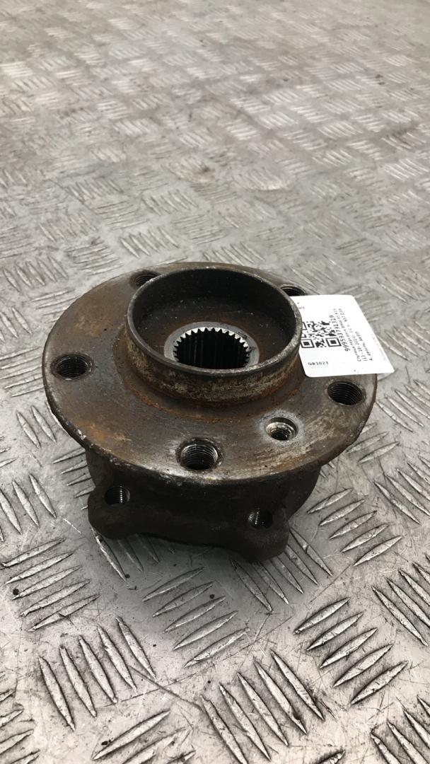 ступица передняя BMW X5 F15 2015, 3.0 л., N57 D30 A, дизель, АКПП, mineralweiß metallic (a96), внедорожник 5 дв., полный привод, правый руль, 31226867808 - фото №1