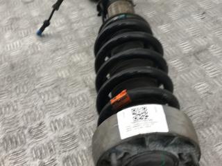 амортизатор передний левый BMW X5 F15 2015, 3.0 л., N57 D30 A, дизель, АКПП, mineralweiß metallic (a96), внедорожник 5 дв., полный привод, правый руль, 37116863173, 6863173