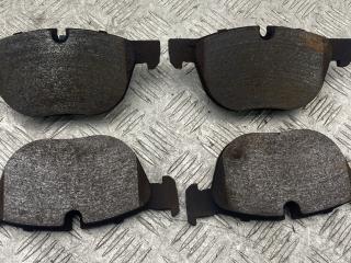 тормозные колодки BMW X5 F15 2015, 3.0 л., N57 D30 A, дизель, АКПП, mineralweiß metallic (a96), внедорожник 5 дв., полный привод, правый руль, 34116852253, 6852253