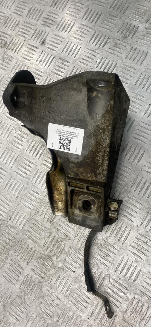 кронштейн двигателя BMW X5 E70 2008, 4.8 л., N62 B48 B, бензин, АКПП, черный schwarz 2 (668), внедорожник 5 дв., 22116777267, 6777263 - фото №1