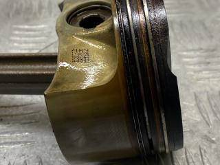 поршень BMW 5 серия F07/F10/F11 [рестайлинг] F10 2013, 4.4 л., N63 B44 A, бензин, АКПП, черный black-sapphire metallic, седан, полный привод, 11257613626