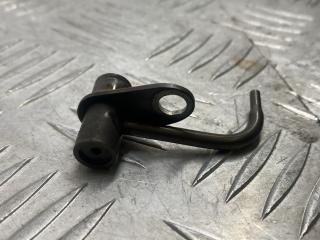 форсунка масляная BMW 6 серия F06/F12/F13 F13 2014, 4.0 л., дизель, АКПП, alpinweiß uni (300), купе, задний привод, правый руль, 7805346