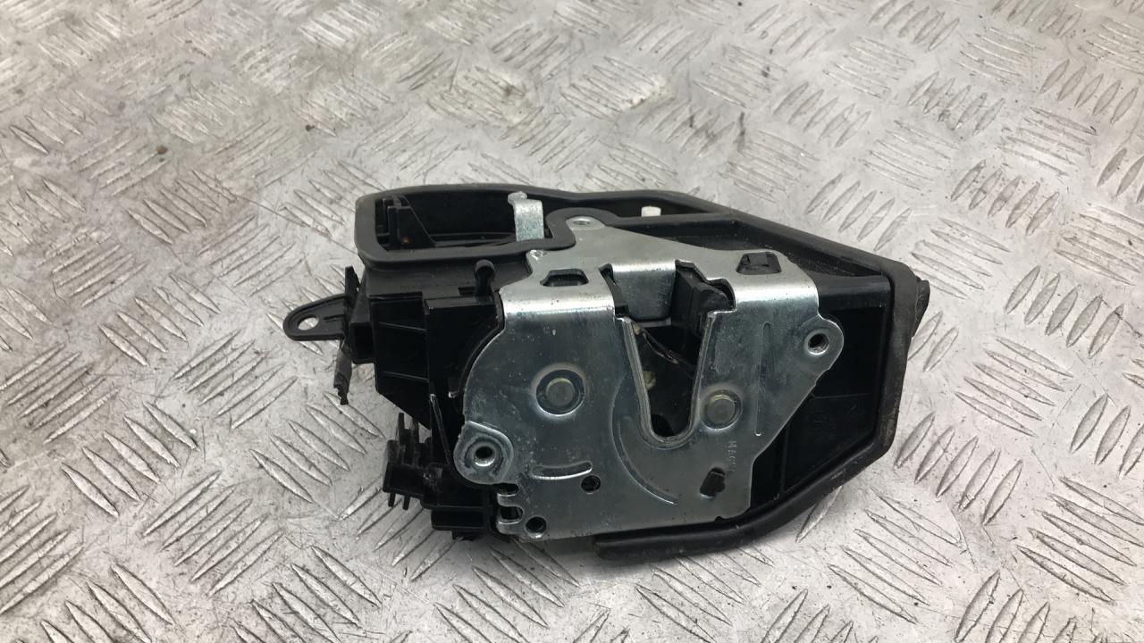 замок двери задней правой BMW X3 F25 2014, 3.5 л., бензин, АКПП, внедорожник 5 дв., полный привод, 7318414 - фото №1