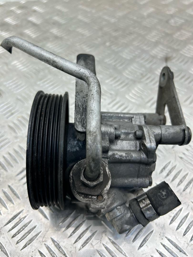 насос гидроусилителя руля BMW X3 E83 2006, 3.0 л., M54 B30 (306S3), бензин, АКПП, внедорожник 5 дв., полный привод, 3404615 - фото №1