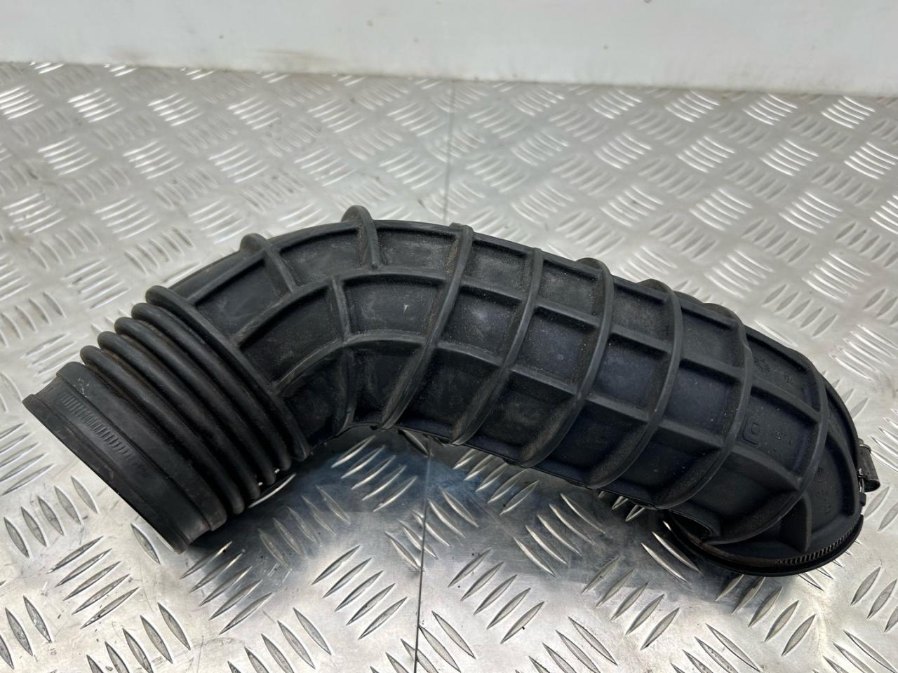 патрубок турбины BMW X3 E83 2006, 3.0 л., M54 B30 (306S3), бензин, АКПП, полный привод, 3412292 - фото №1