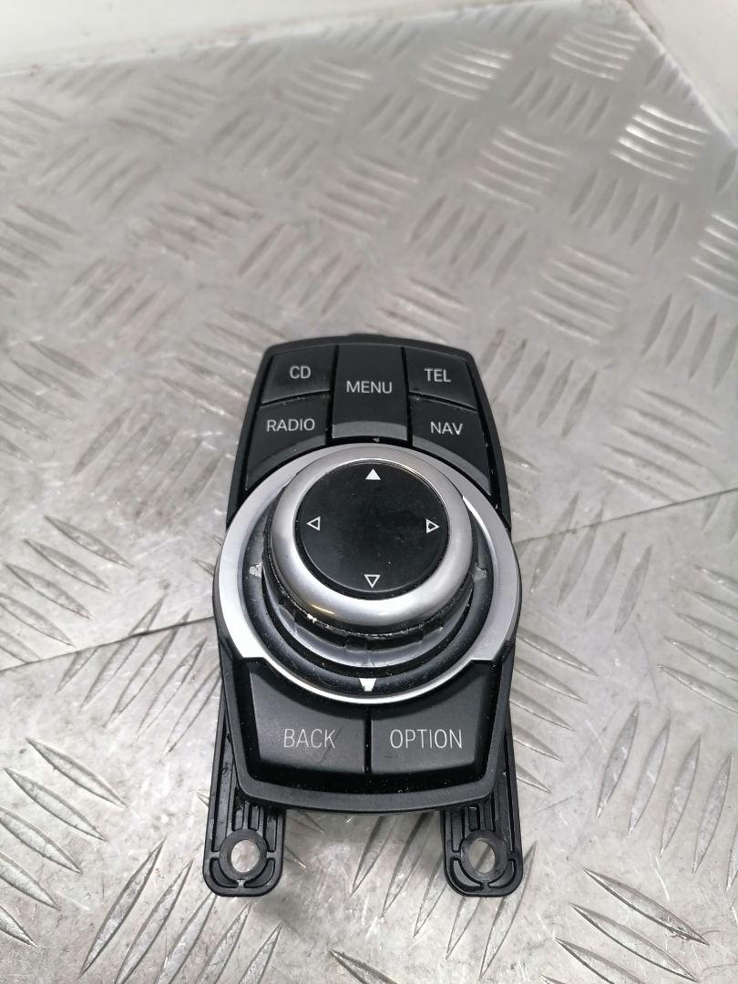 джойстик управления мультимедиа BMW 5 серия F07/F10/F11 2011, 3.0 л., N57 D30 A, дизель, АКПП, spacegrau metallic (a52) серый, хетчбэк 5 дв., задний привод, правый руль, 65829206444, 9206444 - фото №1