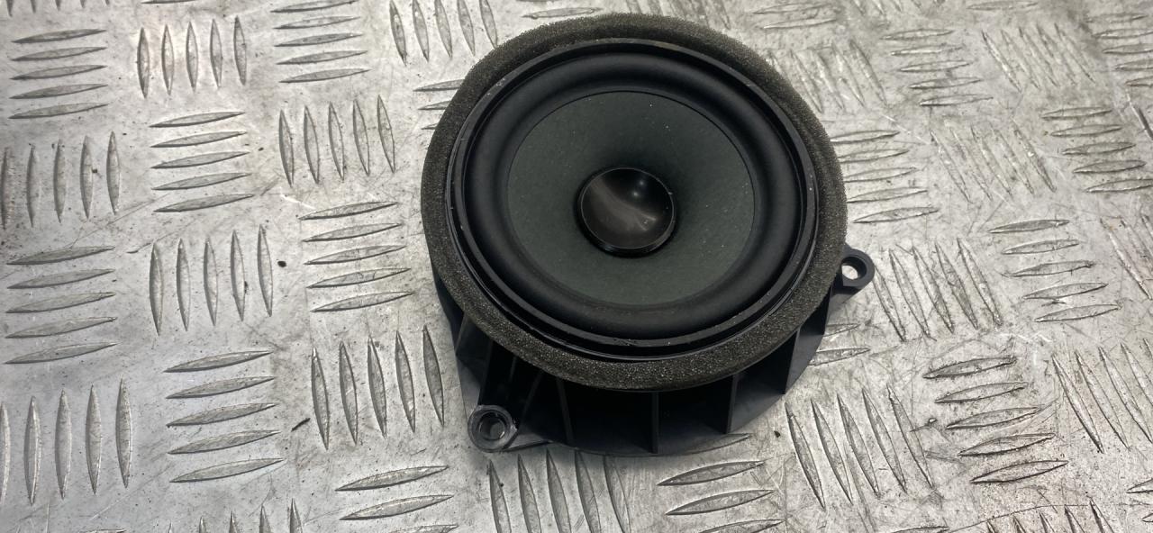 динамик двери BMW X5 F15 2015, 3.0 л., N57 D30 A, дизель, АКПП, mineralweiß metallic (a96), внедорожник 5 дв., полный привод, правый руль, 65139286366, 9286366 - фото №1