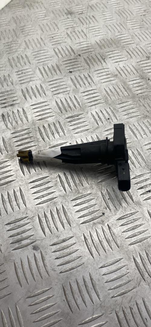 датчик уровня масла BMW 3 серия F30/F31/F34 2014, 2.0 л., N47 D20 C, дизель, МКПП, седан, задний привод, правый руль, 12617636296, 7636296 - фото №1