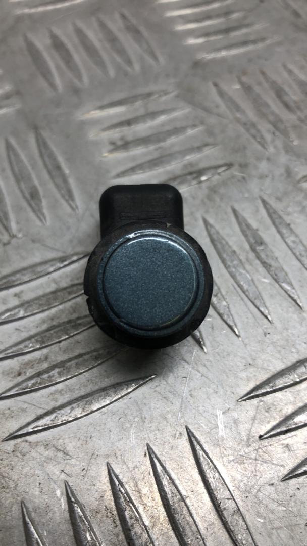 парктроник передний BMW 5 серия F07/F10/F11 2010, 3.0 л., N55 B30 A, бензин, хетчбэк 5 дв., 9173106 - фото №1