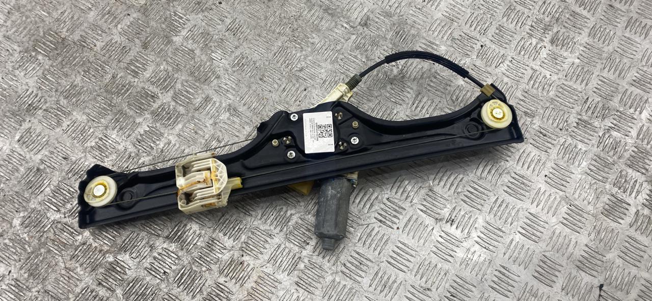 стеклоподъемник задний правый BMW X5 E70 2008, 4.8 л., N62 B48 B, бензин, АКПП, черный schwarz 2 (668), внедорожник 5 дв., 7137030 - фото №1