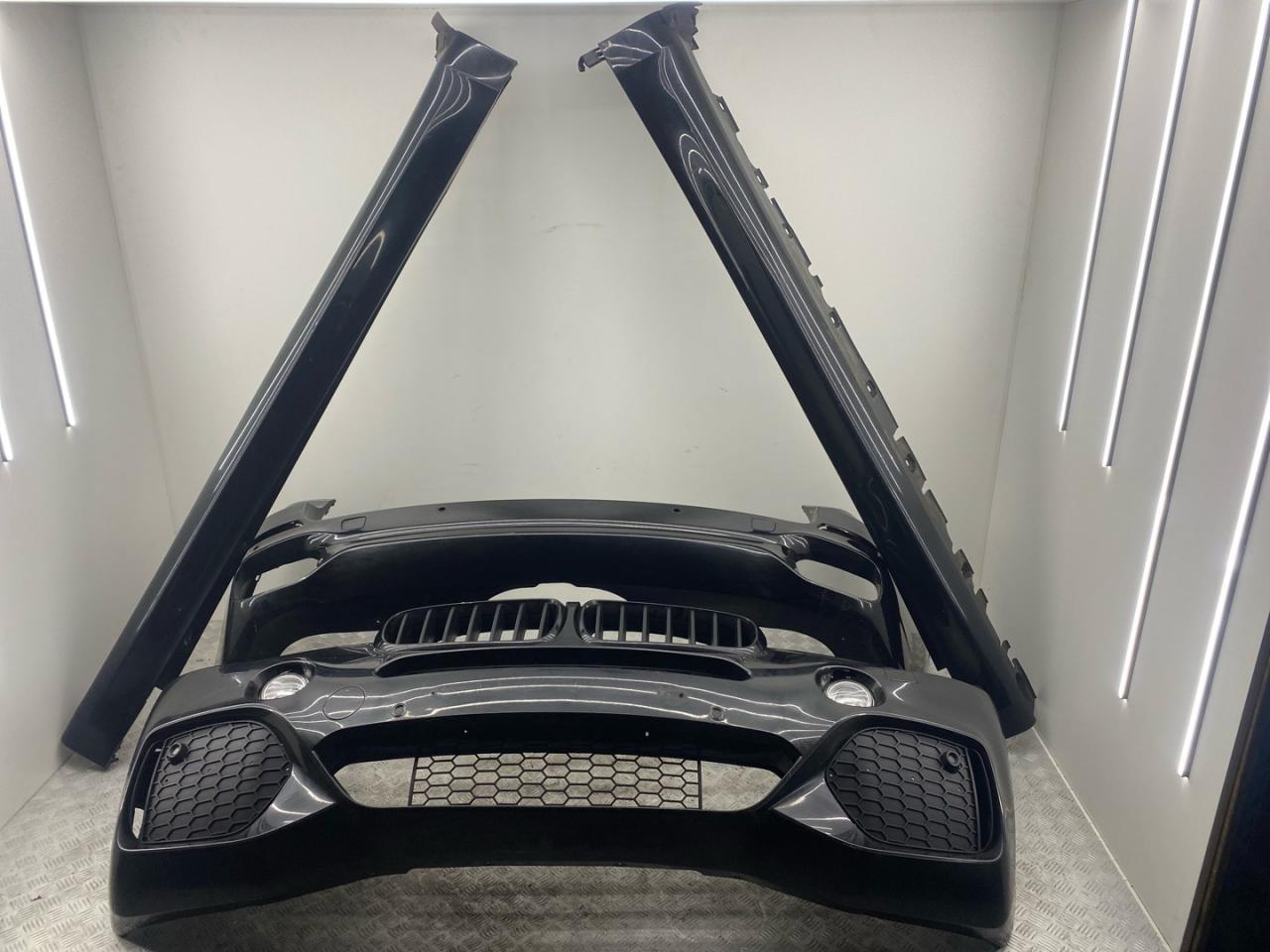 комплект обвеса (BodyKIT) BMW X5 F15 2015, 4.0 л., дизель, АКПП, black sapphire metallic (475), внедорожник 5 дв., полный привод, правый руль, 51778058507, 51778058508, 51118062459, 51128058060 - фото №1