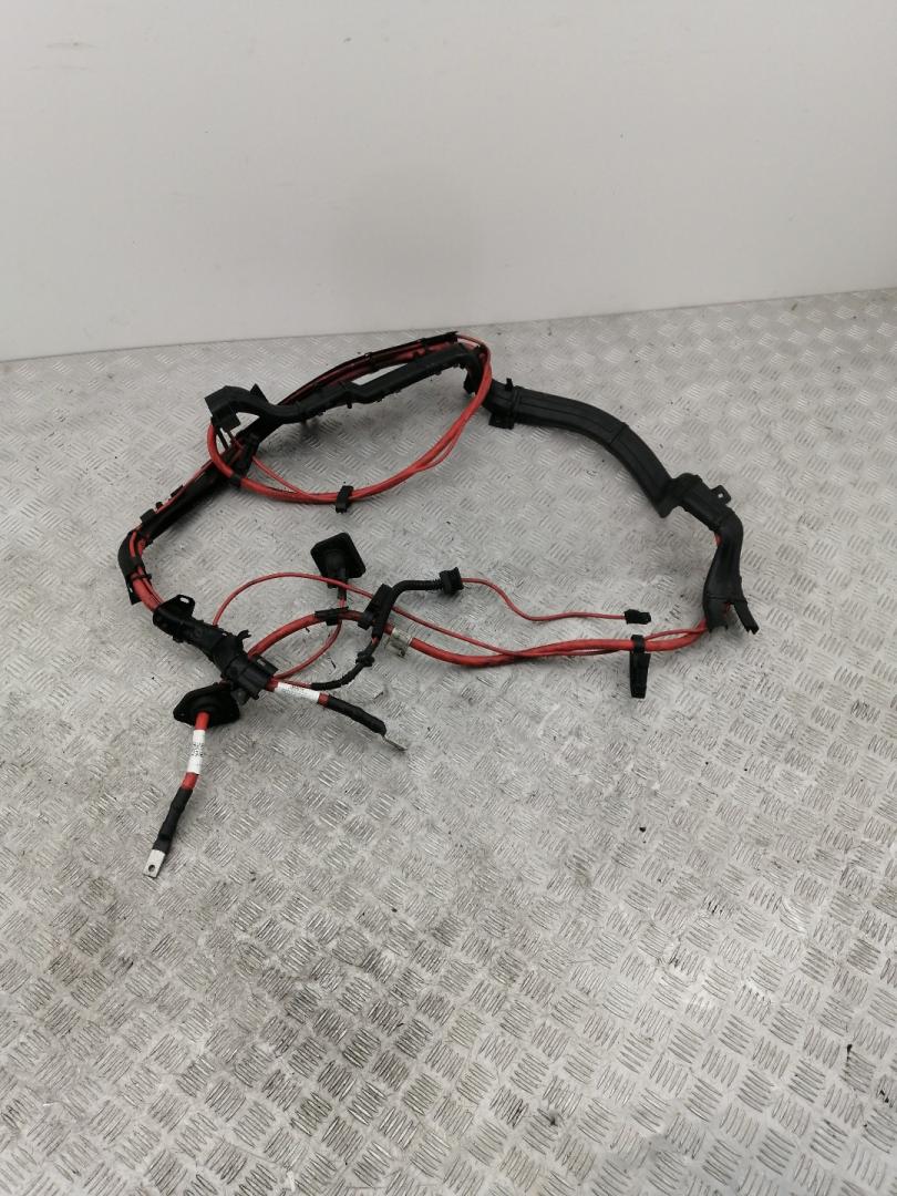 плюсовой провод аккумулятора BMW X5 F15 2015, 4.0 л., дизель, АКПП, black sapphire metallic (475), внедорожник 5 дв., полный привод, правый руль, 61129367667, 9367667 - фото №1