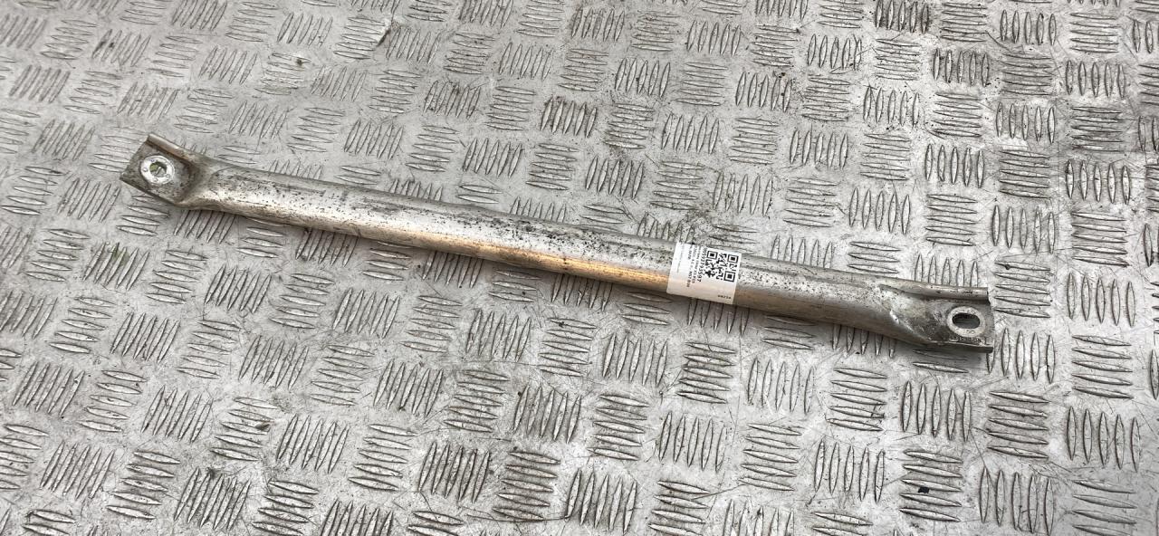 распорка стоек BMW X5 F15 2015, 4.0 л., дизель, АКПП, black sapphire metallic (475), внедорожник 5 дв., полный привод, правый руль, 7184939, 51617184939 - фото №1