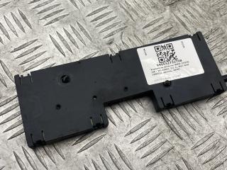 усилитель антенны BMW X5 E70 2009, 3.0 л., M57 D30 (306D3), дизель, АКПП, spacegrau metallic (a52), внедорожник 5 дв., полный привод, правый руль, 9200374