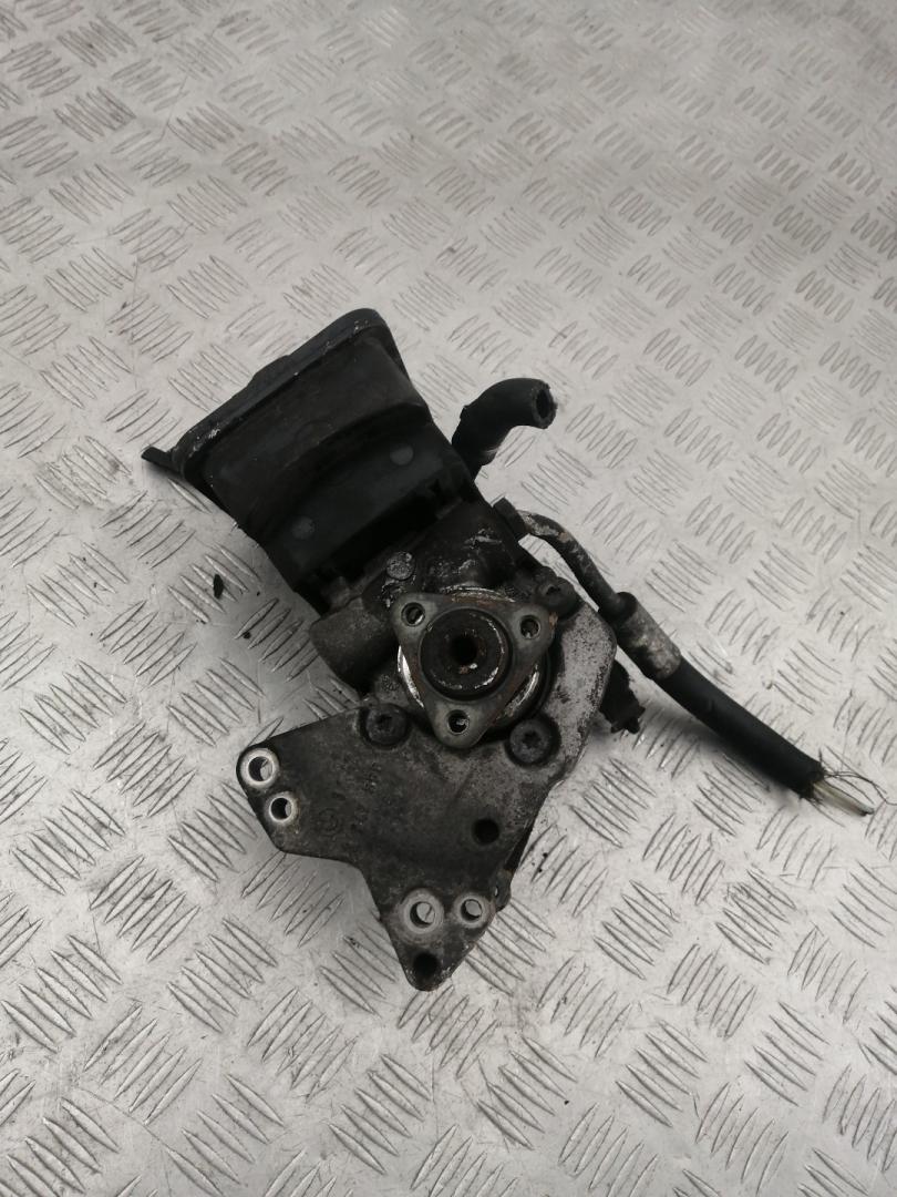 насос гидроусилителя руля BMW 3 серия E46 2002, 3.0 л., M57 D30 (306D1), дизель, 6754172 - фото №1