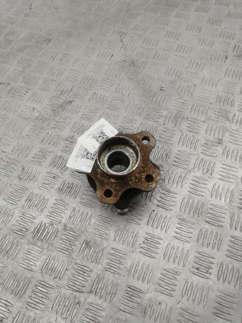 ступица передняя BMW 5 серия G30/G31 G30 2019, 3.0 л., B58 B30 A, бензин, АКПП, bluestone metallic (c2y), седан, полный привод, правый руль - фото №1