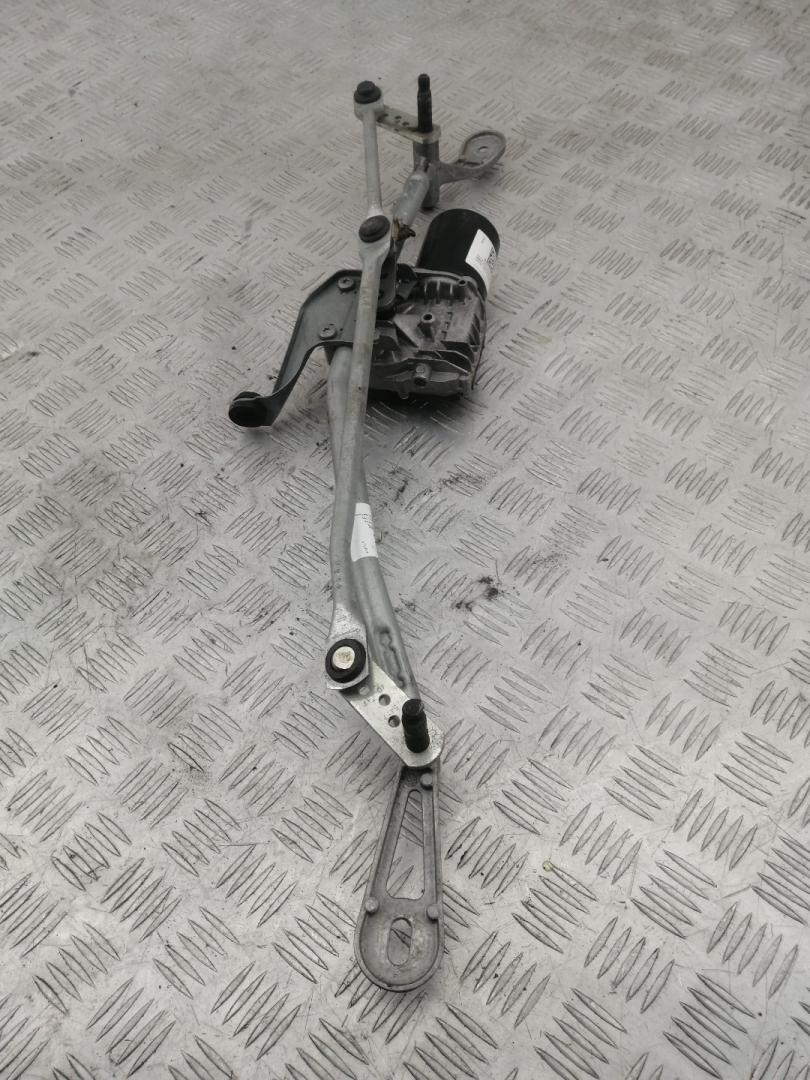 механизм стеклоочистителя (трапеция дворников) BMW 5 серия G30/G31 G30 2019, 3.0 л., B58 B30 A, бензин, АКПП, bluestone metallic (c2y), седан, полный привод, правый руль - фото №1